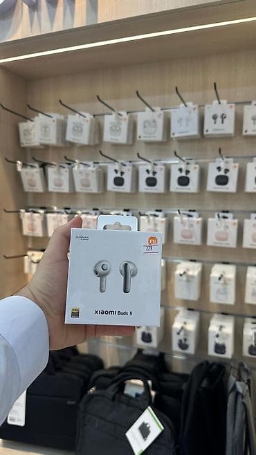 Диктофоны: Беспроводные (Bluetooth) Наушники, Xiaomi, цвет - Серебристый at lalafo.az — 1 Диктофоны: Беспроводные (Bluetooth) Наушники, Xiaomi, цвет - Серебристый — 1