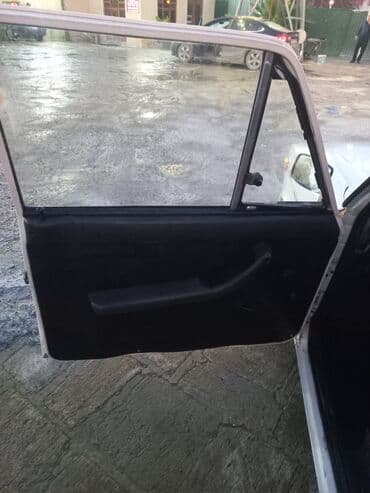 kia sportage benzin: VAZ 2106, ağ rəng, 4 qapılı sedan. - Klassik xarici görünüş: xrom ön — 9