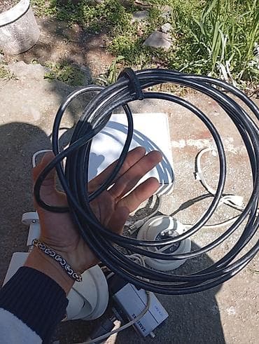 video kamera: Müxtəlif tipli təhlükəsizlik kameraları və DVR-dən ibarət sistem — 10