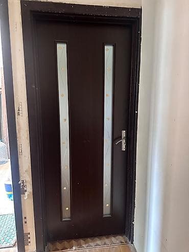 İşlənmiş Otaq qapısı 80x200 sm Çərçivə ilə, Ünvandan götürmə — 2