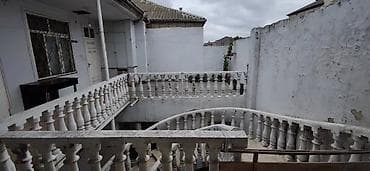 buzovnada ev satilir: Bakıxanov qəs. 9 otaq, 180 kv. m, Kredit var, Orta təmir — 7