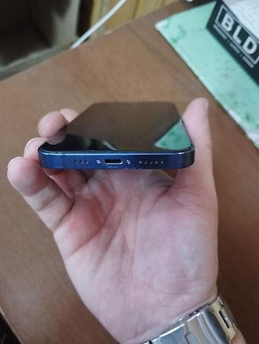 TV və video: IPhone 12, Mavi — 4