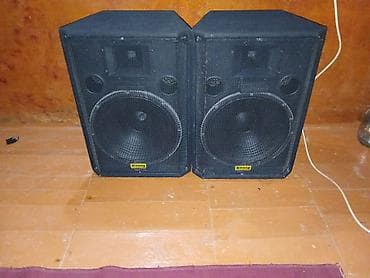 pa x3: Yamaha EMX3000 gücləndiricili mikser və Behringer passiv akustik — 10