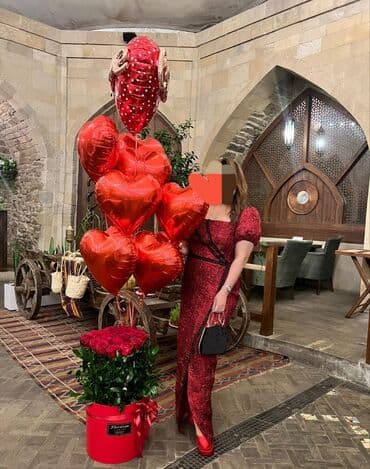 uzun qizil sirqalar: Yeni tikilib alqirmizi rengde canli daha qesengdi parcasi. 42_44 — 3