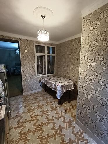 Abşeron rayonu Xirdalan şəhəri.H.Z.Tagıyev kücəsi iki mərtəbəli evin — 4