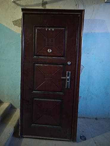 dəmir truba: Dəmir giriş qapısı 205 hundru 90 eni - Material: möhkəm metal — 2