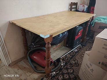 Klassik masa, İşlənmiş, Açılmayan, Taxta, Dördbucaq masa lalafo.az -da Klassik masa, İşlənmiş, Açılmayan, Taxta, Dördbucaq masa