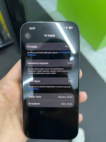 iphone 15 kreditle: IPhone 15, 128 GB, Black Titanium, Barmaq izi, Simsiz şarj, Face ID — 3