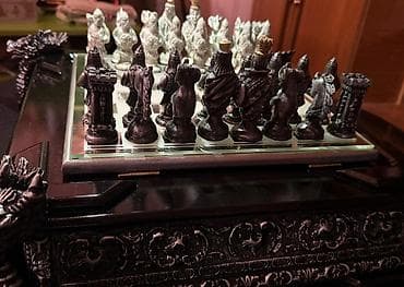 Əl işi şahmat taxtası və fiqurlar dəsti - Dizayn: Qara laklı korpus — 3
