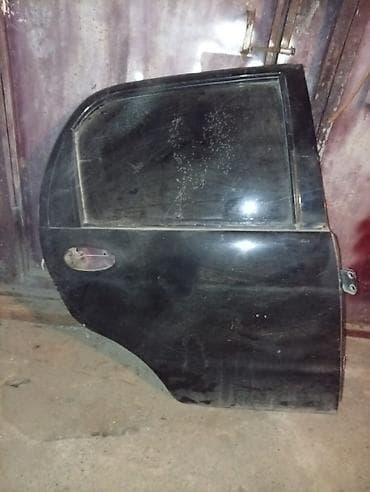 Daewoo Matiz üçün avtomobil qapıları. Rəng: qara. Şüşələri lalafo.az -da Daewoo Matiz üçün avtomobil qapıları. Rəng: qara. Şüşələri