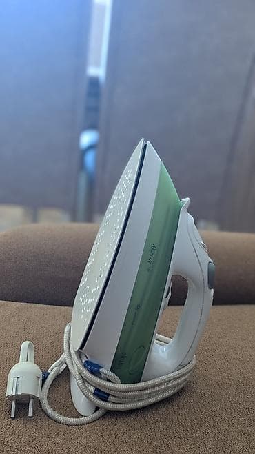 işlənmiş ütü: Philips Azur 190S buxarlı ütü Işlənmiş buxarı zəif. işləkdir qızır — 1