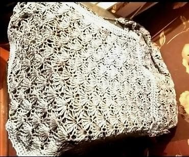 yeni il qutulari: Yataq üçün rəng - Boz Yataq örtüyü — 2