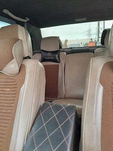 mersedes disk: Mercedes-Benz E 200: 2 l | 1991 il Sedan — 4