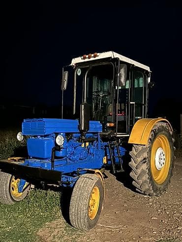 Nəqliyyat: Traktor T28 hec bir prablemi yoxdur otur sür ici çölü tər təmizz — 3