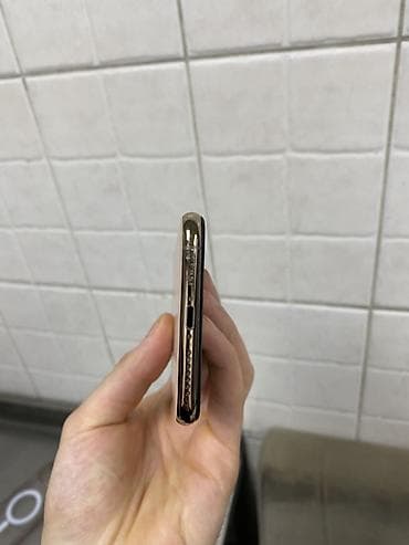 en ucuz iphone 11 pro max: IPhone 11 Pro Max, 256 GB, Qızılı, Simsiz şarj, Face ID — 4
