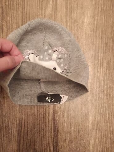 uşaqlar üçün anqara papaqları: Papaq usaq ucun yenidir etiketi ustunde.2-3 yaw usaga uygundur — 2