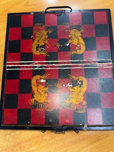 ŞAHMAT XÜSUSİ DİZAYNDA