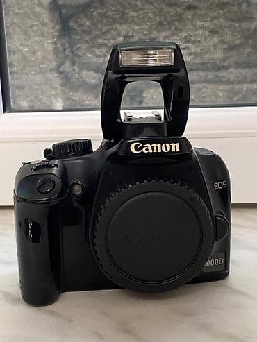 mini pc: Canon EOS 1000D gövdə + Canon EF‑S 18‑55mm f/3.5‑5.6 II linza — 2