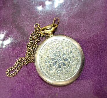 akustik gitara qiymətləri: Məhsul: Antik cib saatı, zəncir ilə Təsvir: - Klassik cib saatı — 2