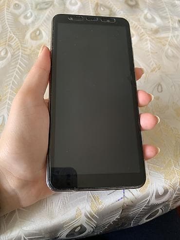 honur telefon: Samsung Galaxy A7 2018, 64 GB, rəng - Qızılı, İki sim kartlı — 5