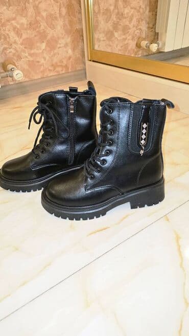 Qadın geyimləri: Ölçü: 38, rəng - Qara, Yeni — 1