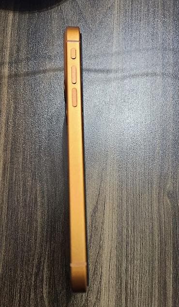 ayfon 13: IPhone 17 Pro, Золотой, Face ID — 2