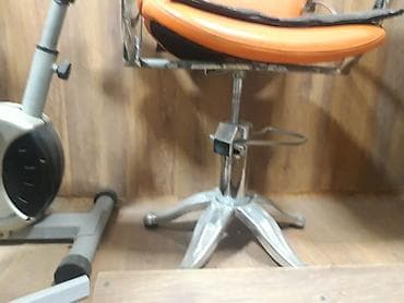 salon mallar: Salon kreslosu – peşəkar iş üçün - Parlaq narıncı rəngli oturacaq və — 3