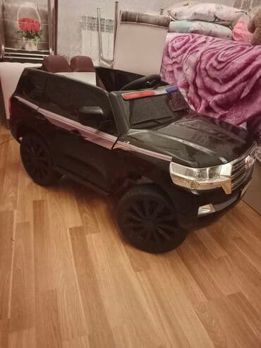 uşaq ucun maşınlar: Yendi satram 300 manat — 2