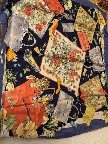 bıcaq kəpənək: Salvatore Ferragamo ipək şarf 100% orjinal 100 - Material: 100% ipək — 1