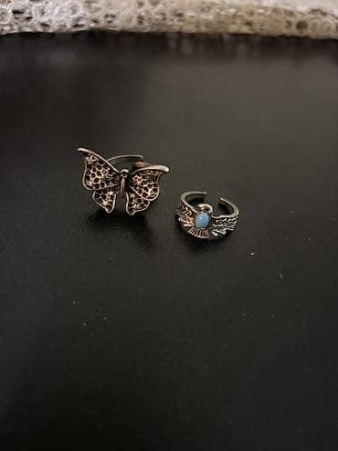 üzük şəkilləri: Kəpənək formalı üzük ve antik alov qusu uzuk ikisi bir yer de 4azn - — 1