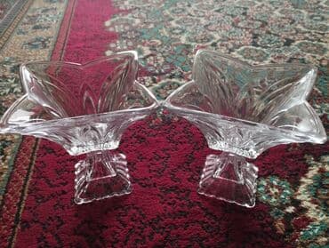 qab desdi: Kanfet veya mürəbbə qabi kimi gedir.isdifade olunmayıb — 2