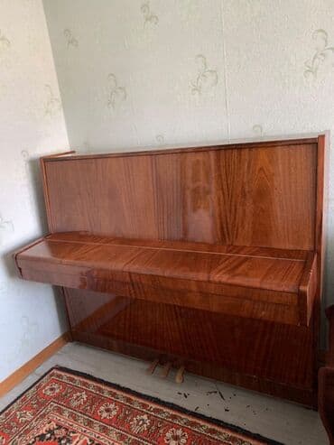 piano işlənmiş: 50 Azn — 2