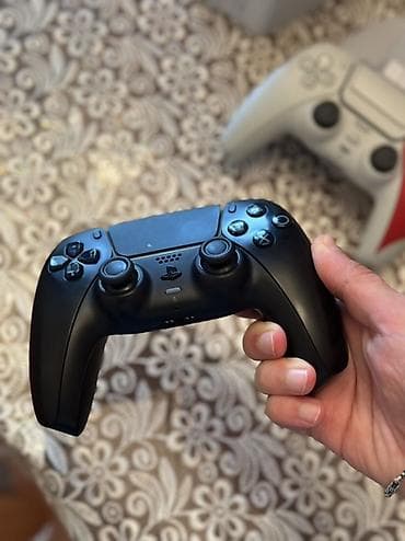 dualsense original: ⚜️PlayStation 5 slim (diskli versiya) + 2 ədəd DualSense oyun pultu⚜️ — 3