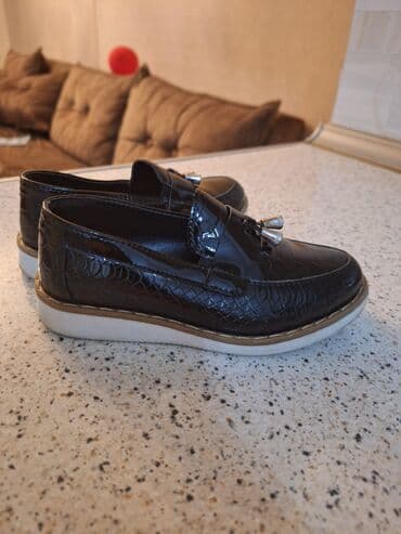 Qara rəngli kişi loafers ayaqqabısı - Üst hissə: parlaq teksturalı lalafo.az -da Qara rəngli kişi loafers ayaqqabısı - Üst hissə: parlaq teksturalı