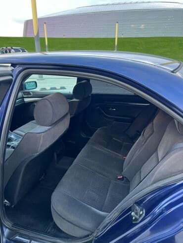 bmw 3 серия 325ix kat: BMW 5 Series sedan (E39 kuzov). Tünd mavi rəng, 4 qapı, arxa — 10