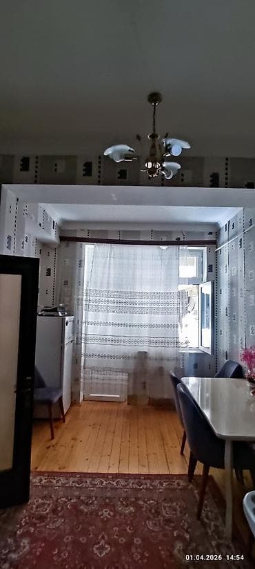 1 otaqli kohne binada ev: Lökbatan qəs., 2 otaqlı, Yeni tikili, 73 kv. m — 2