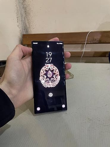 samsung omnia ii: IPhone 13, 256 GB, Qara, Simsiz şarj — 6