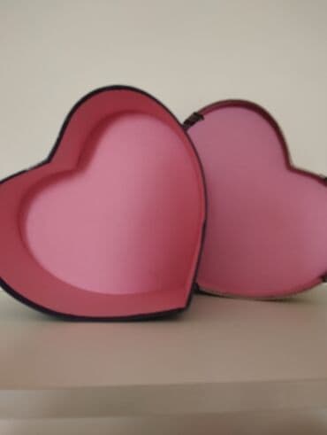 женские вышитые футболки: Hədiyyə kutusu — 4