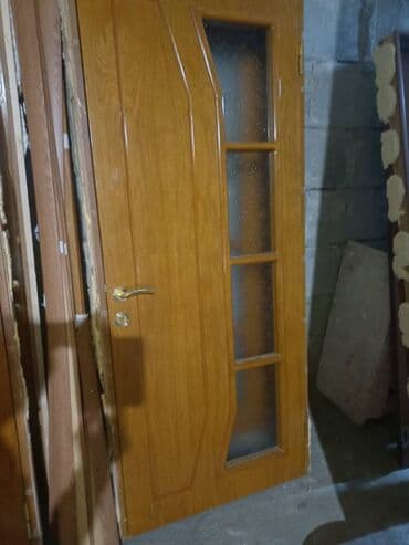 Quru inşaat materialları: İdeal vəziyyətdə üstən çıxma 12 il öncə Avropa qapilari firmasinin — 2