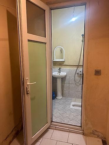 neftciler satilan evler: Yeni təmirli Kirayə ev, Yola yaxin her bir şəraiti var. Avtobus — 4