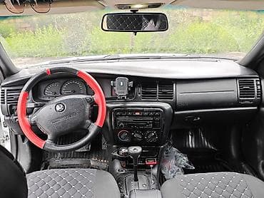 opel vectra 1996: Opel Vectra: 2 l | 1995 il 506000 km Sedan — 7