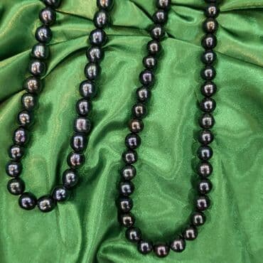 tek qizil gul qiymeti: Tebiii okeal qara Mirvari 925 prong 
10mm 250azn
12mm 350azn — 2