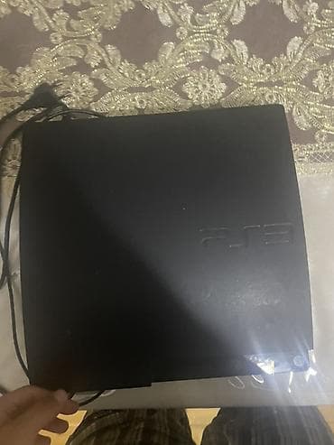 Sony PlayStation 3 (PS3) Slim oyun konsolu Xüsusiyyətlər: - Model — 3