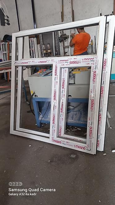 Plastik pəncərə 140x160.iki ədəddir Bir ədədi 160 man