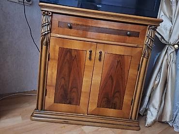 drel dəsti: Klassik üslubda ağac dəst – bufet+güzgü və əlavə konsol şkafı - — 2