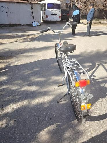 velosbet: Şəhər tipli velosiped - Gümüş rəngli klassik çərçivə, ön və arxa tam — 2