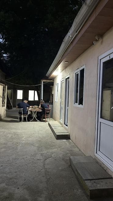 memar ecemi kiraye ev: Obyektin 2 ci mertebesi temirsizdir 7 kabineti 1 boyuk zali 1 metbexi — 3