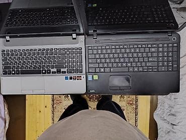 İki ədəd noutbuk satılır: Samsung və Toshiba (yan-yana şəkillərdə)