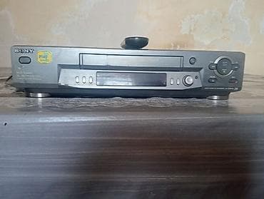 sony 2500: Sony VHS videomaqnitofon - Marka/model: Sony (Multi System VHS Video — 4