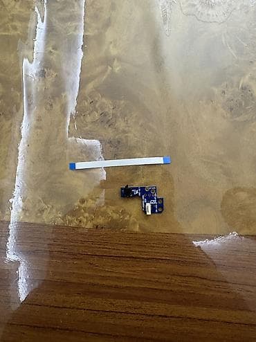 PS5 (Sony PlayStation 5): Salam Aliexspress den getirilib yenidir menim modelime getmədi ona — 2